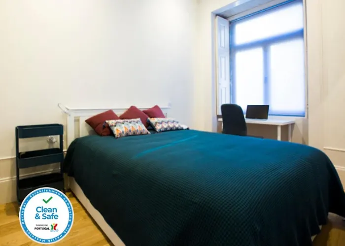 Host Wise - Modern Stuning Flat W Prime Location