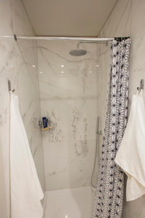 Apartment Host Wise - Modern Stuning Flat W Prime Location