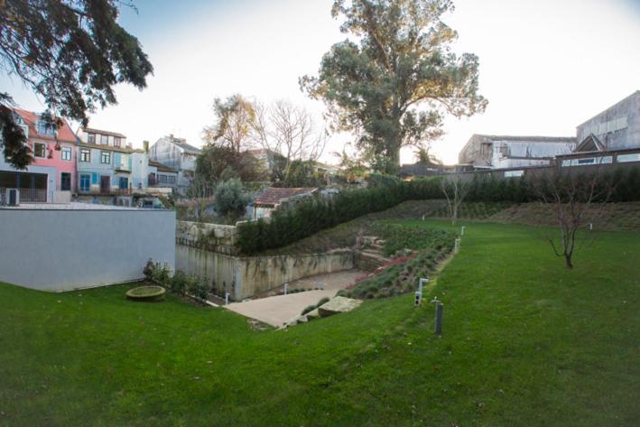 Host Wise - Modern Stuning Flat W Prime Location * Porto