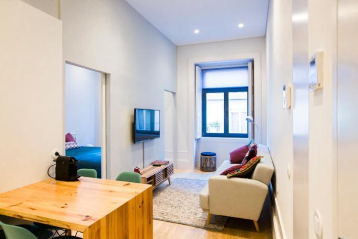 Host Wise - Modern Stuning Flat W Prime Location